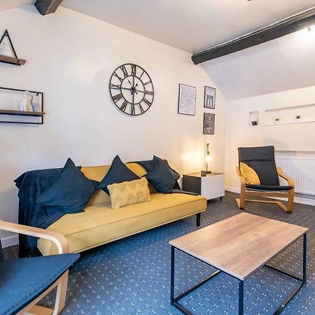 Characterful 2 Bedroom Apartment - Central Location كاسل دونينغتون المظهر الخارجي الصورة